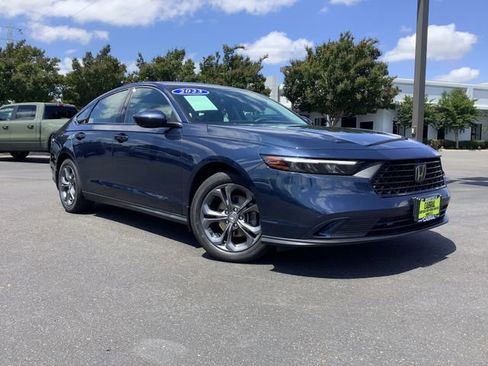 Used 2023 Honda Accord EX image 2