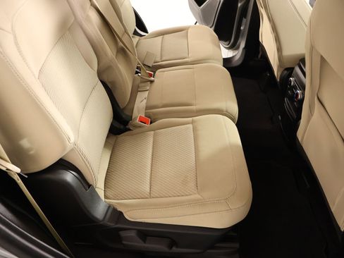 Used 2023 Ford Explorer Base image 14