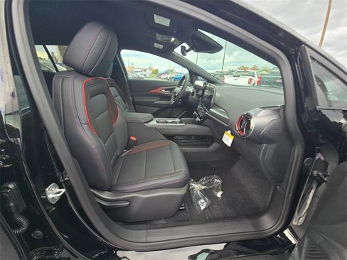 New 2026 Chevrolet Equinox EV RS image 11