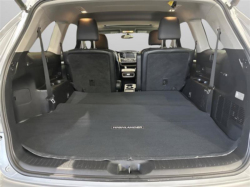 Used 2015 Toyota Highlander XLE AWD/4WD image 27