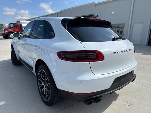 Used 2018 Porsche Macan AWD/4WD image 5