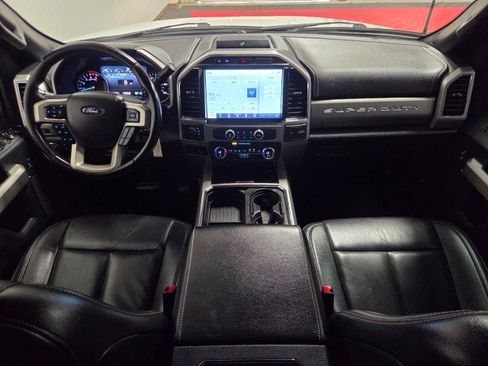 Used 2022 Ford F250 Lariat w/ Chrome Package image 7