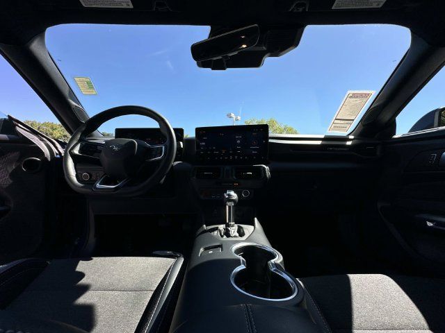 Used 2024 Ford Mustang Coupe RWD image 26