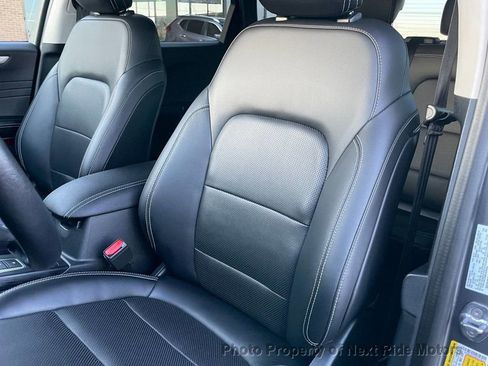 Used 2021 Ford Escape SEL w/ Technology Package image 9