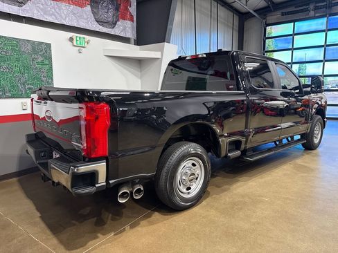Used 2024 Ford F250 XL w/ XL Chrome Package RWD image 39