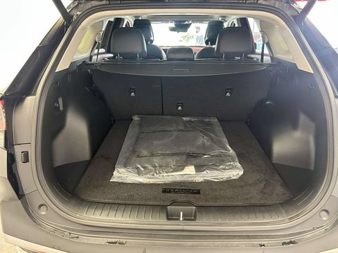 Used 2025 Kia Sportage EX w/ Premium Package FWD image 11