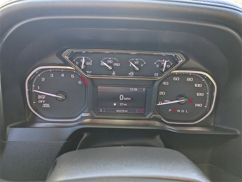 Used 2021 GMC Sierra 1500 SLT image 27