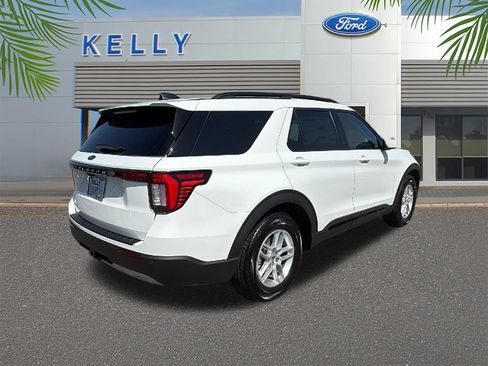 New 2026 Ford Explorer Active w/ Active Comfort Package RWD image 5