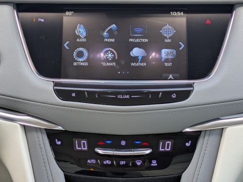 Used 2019 Cadillac XT5 Luxury FWD image 17