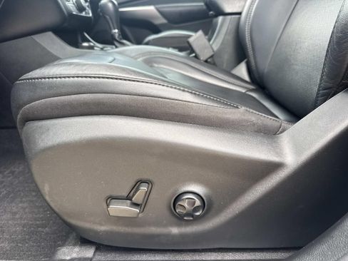 Used 2021 Jeep Cherokee Latitude Lux w/ Comfort/Convenience Group AWD/4WD image 16