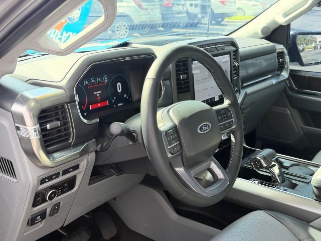 Used 2023 Ford F150 Lariat w/ Bed Utility Package RWD image 11