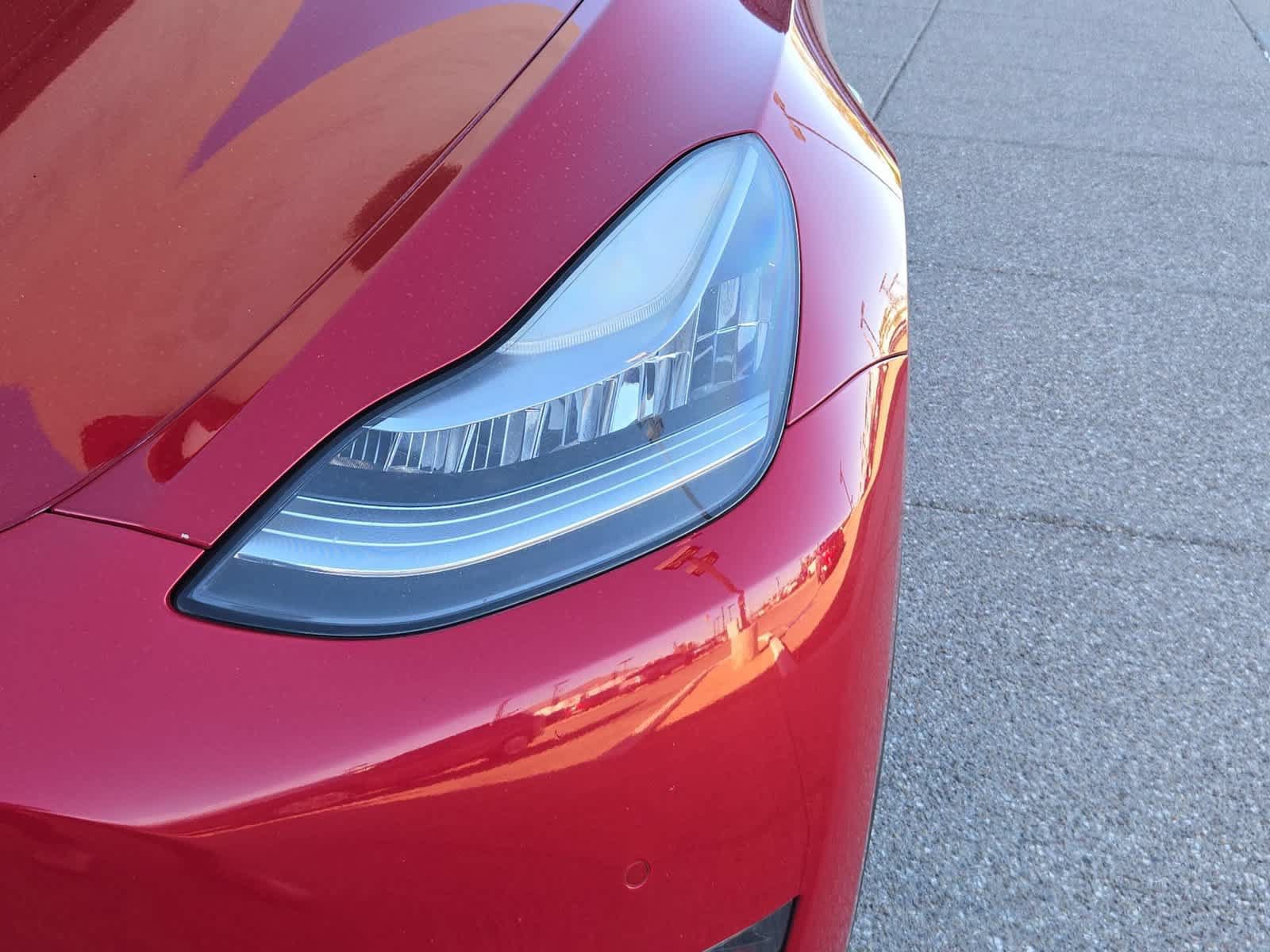 Used 2021 Tesla Model Y Long Range AWD/4WD image 11