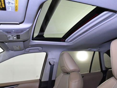 Used 2024 Toyota RAV4 Limited image 41