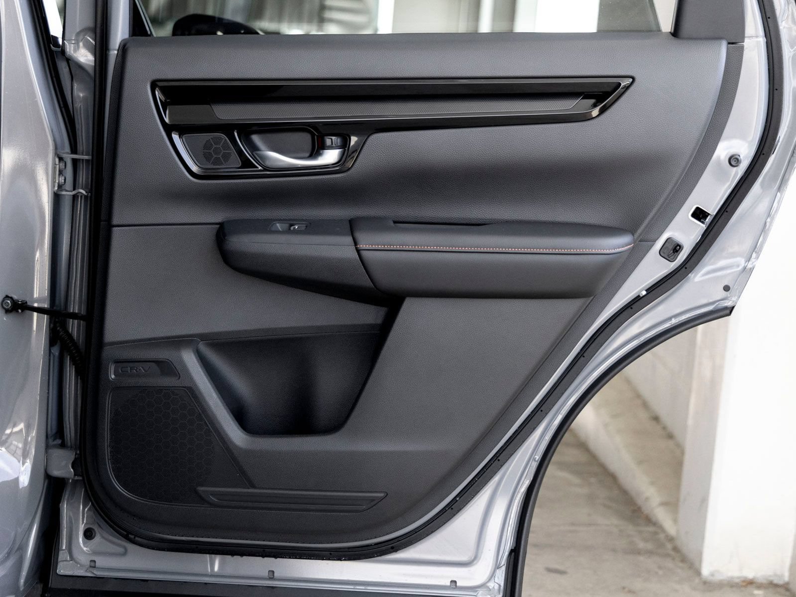 Used 2025 Honda CR-V Sport Touring image 22