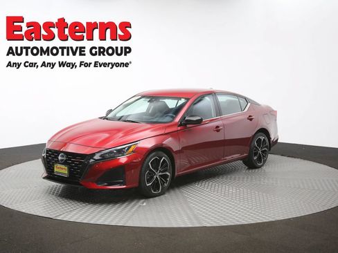 Used 2023 Nissan Altima 2.5 SR AWD/4WD image 54