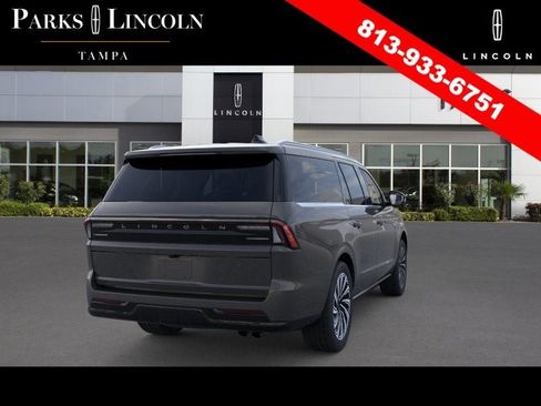 New 2026 Lincoln Navigator L Black Label AWD/4WD image 8
