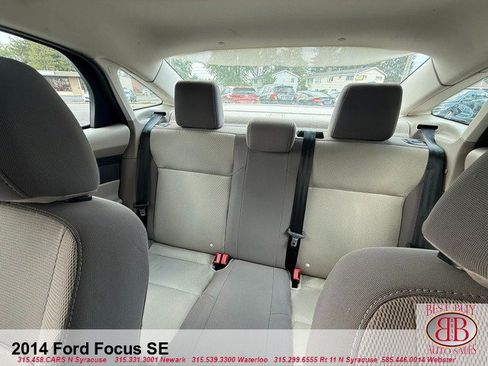 Used 2014 Ford Focus SE w/ SE Winter Package FWD image 22