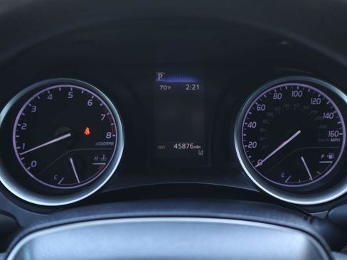 Used 2021 Toyota Camry LE image 13