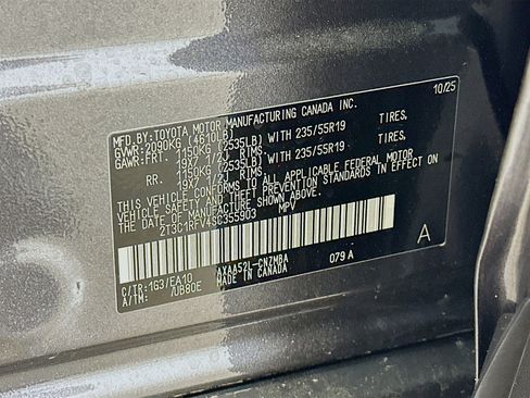 Used 2025 Toyota RAV4 XLE Premium image 12