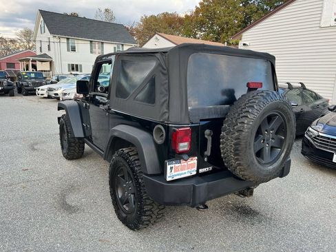 Used 2012 Jeep Wrangler Rubicon w/ PWR Convenience Group AWD/4WD image 8