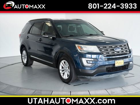 Used 2016 Ford Explorer XLT w/ Equipment Group 201A FWD image 1