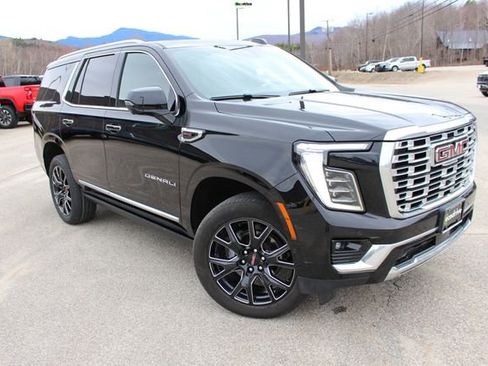 Used 2025 GMC Yukon Denali w/ Sun & Power Step Package image 1
