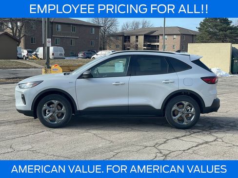 New 2026 Ford Escape ST-Line w/ Tech Pack #1 AWD/4WD image 2