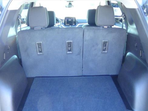 Used 2025 Chevrolet Blazer LT image 10