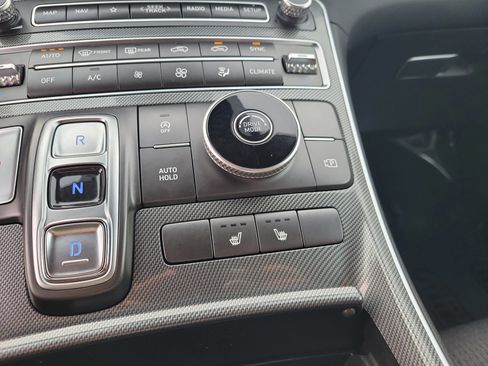 Used 2023 Hyundai Santa Fe SEL image 32