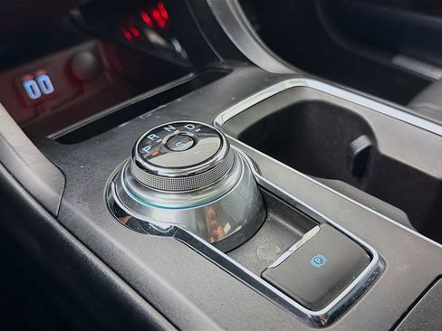Used 2019 Ford Fusion Titanium image 21