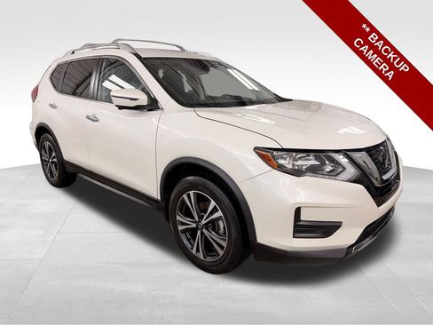 Used 2020 Nissan Rogue SV w/ Premium Package image 10
