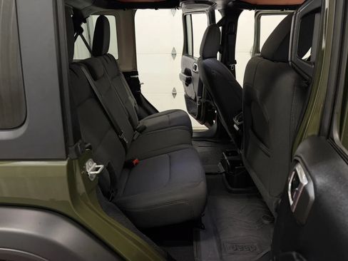 Used 2020 Jeep Wrangler Unlimited Sport S AWD/4WD image 45
