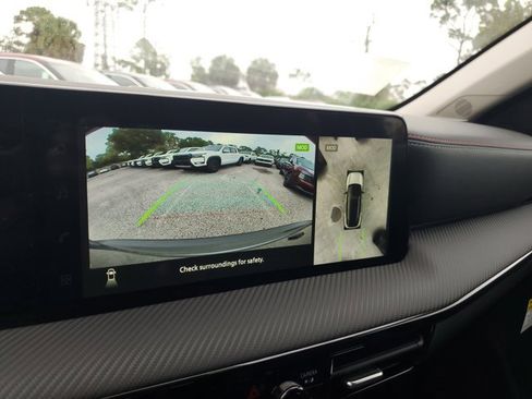 New 2026 Nissan Kicks SR image 10