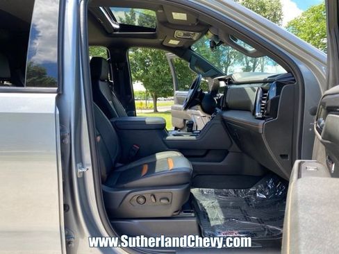 Used 2023 GMC Sierra 1500 AT4 w/ AT4 Premium Package AWD/4WD image 28