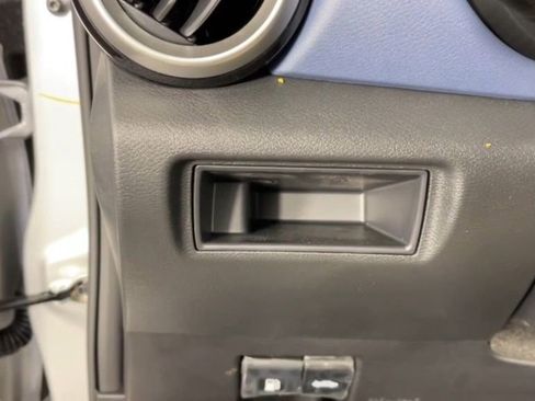 Used 2025 Nissan Versa SV w/ Trunk Package FWD image 26