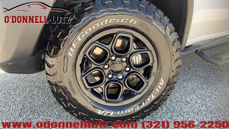 Used 2024 Chevrolet Silverado 1500 ZR2 w/ ZR2 Bison Edition AWD/4WD image 2