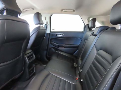 Used 2024 Ford Edge SEL image 17
