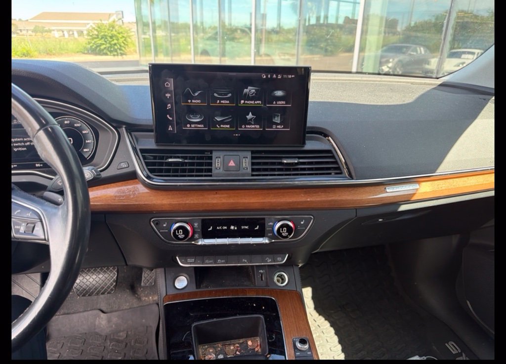 Used 2021 Audi Q5 2.0T Premium Plus w/ Premium Plus Package AWD/4WD image 11