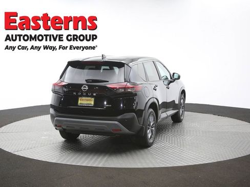 Used 2023 Nissan Rogue S AWD/4WD image 40