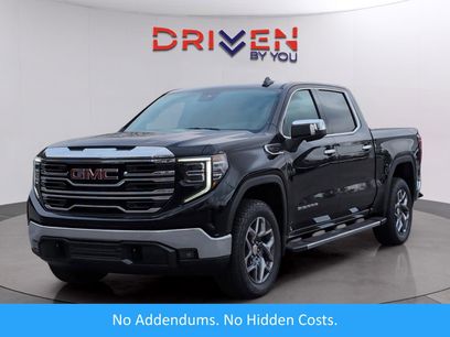 New 2026 GMC Sierra 1500 SLT w/ SLT Premium Package
