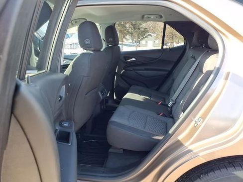Used 2018 Chevrolet Equinox LT AWD/4WD image 11