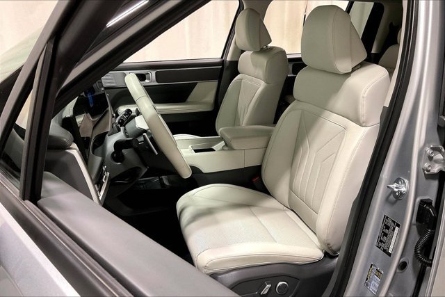 Used 2026 Hyundai Santa Fe SEL AWD/4WD image 25