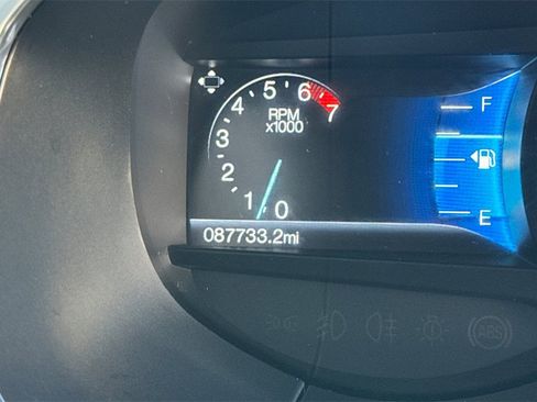 Used 2018 Ford Edge Titanium w/ Equipment Group 302A image 25