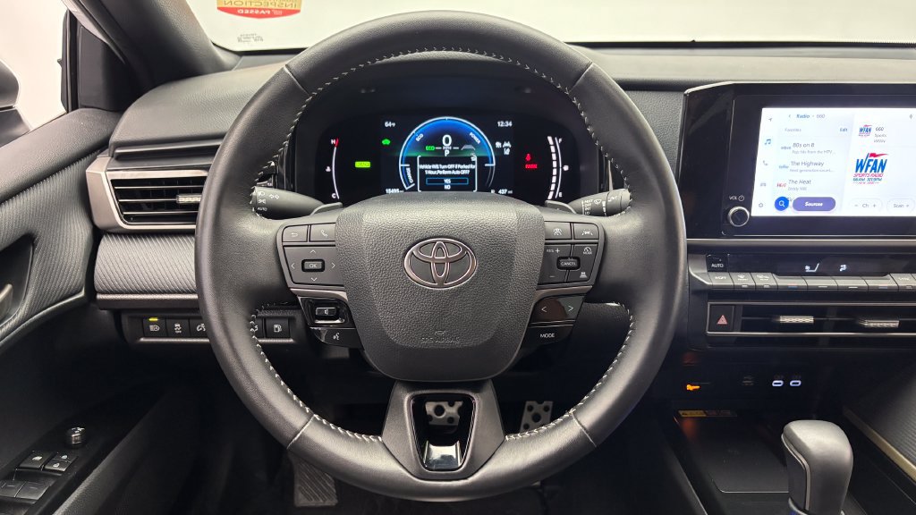 Certified 2026 Toyota Camry SE FWD image 28