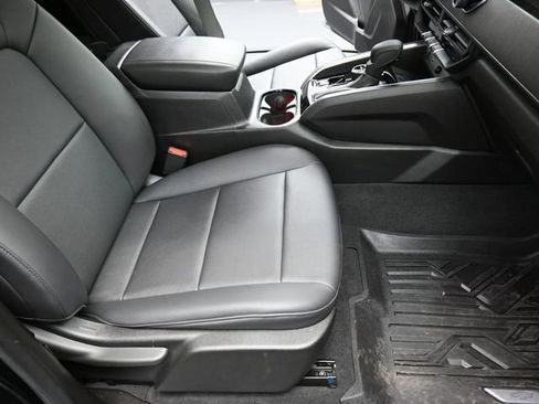 Used 2024 Chevrolet Colorado Trail Boss w/ Advanced Trailering Package image 26