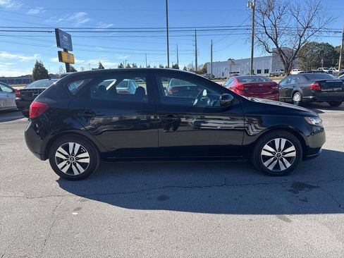Used 2013 Kia Forte EX image 4