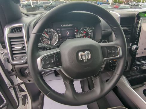 Used 2023 RAM 1500 Laramie AWD/4WD image 15