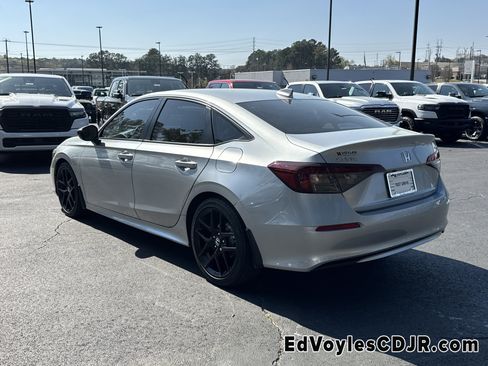 Used 2025 Honda Civic Sport image 6