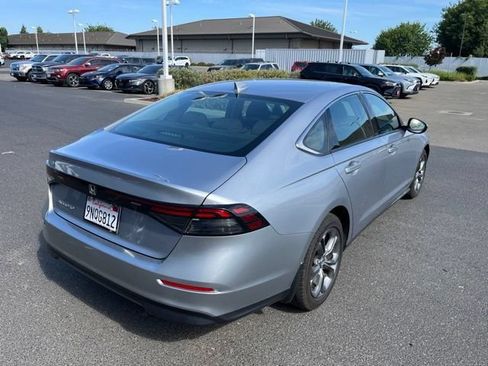 Used 2023 Honda Accord EX image 4