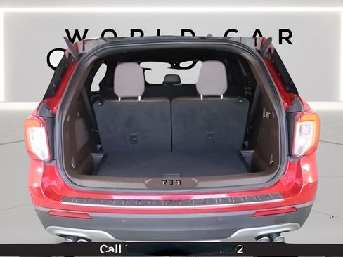 Used 2023 Ford Explorer King Ranch w/ Technology Package RWD image 32